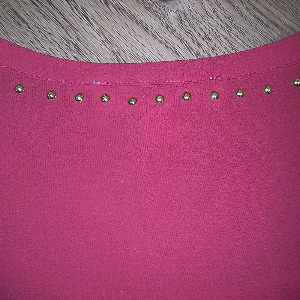 Michael Kors Red Studded Hi-Lo Hem Blouse in Size L - Picture 11 of 14